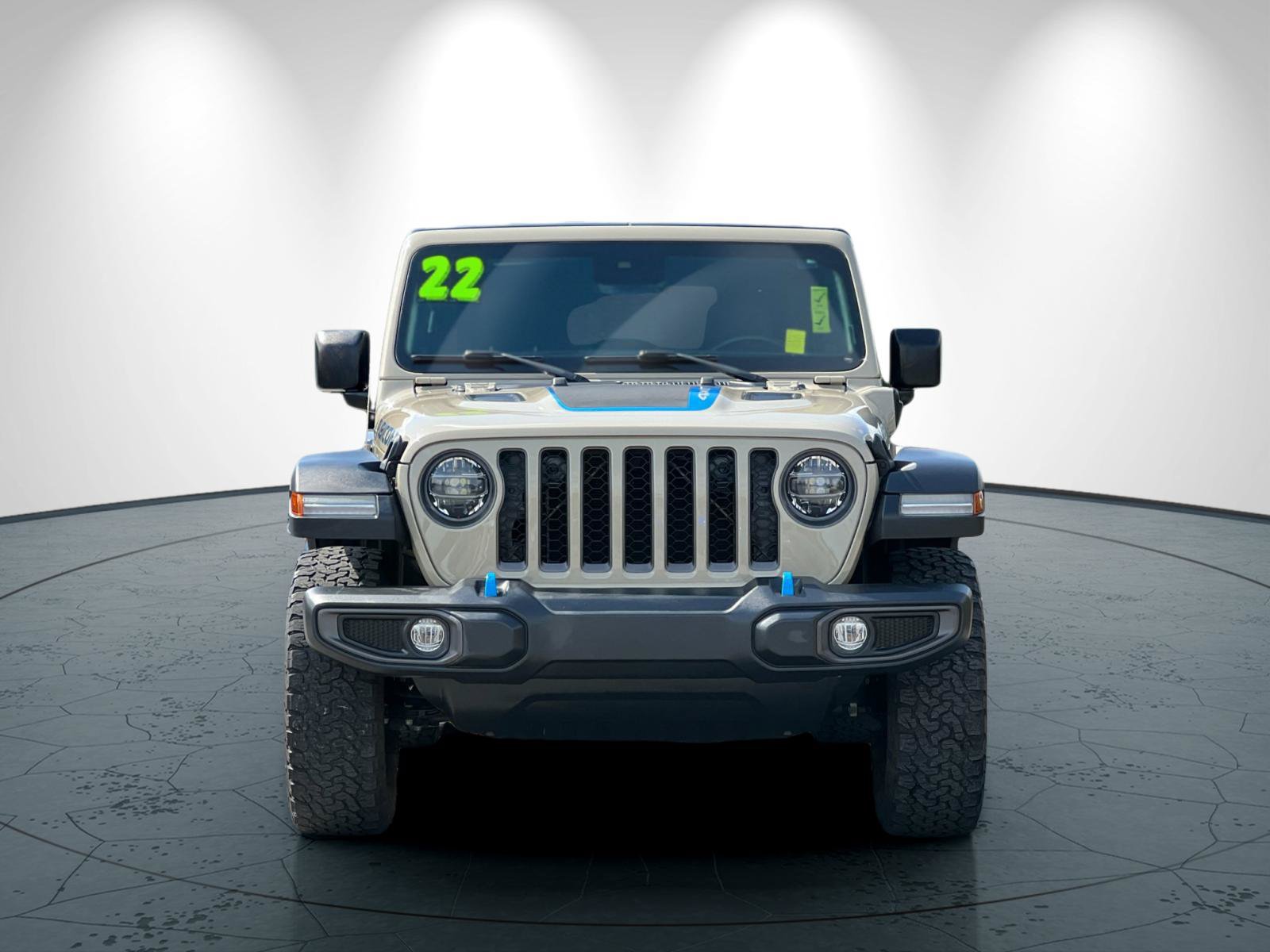 Used 2022 Jeep Wrangler Unlimited Rubicon 4xe w/ Safety Group AWD/4WD image 9