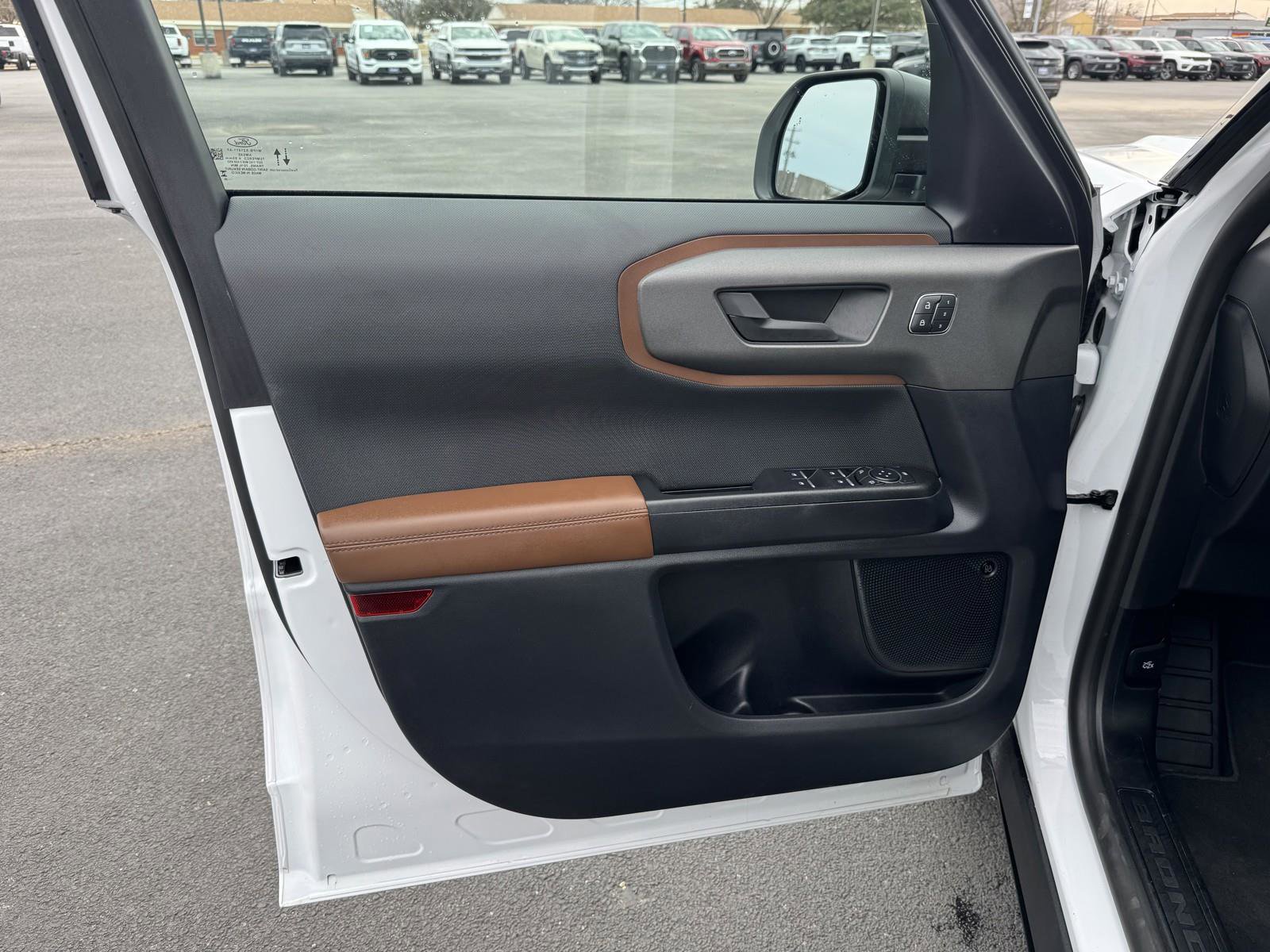 Used 2025 Ford Bronco Sport Outer Banks w/ Outer Banks Tech Package+ image 23