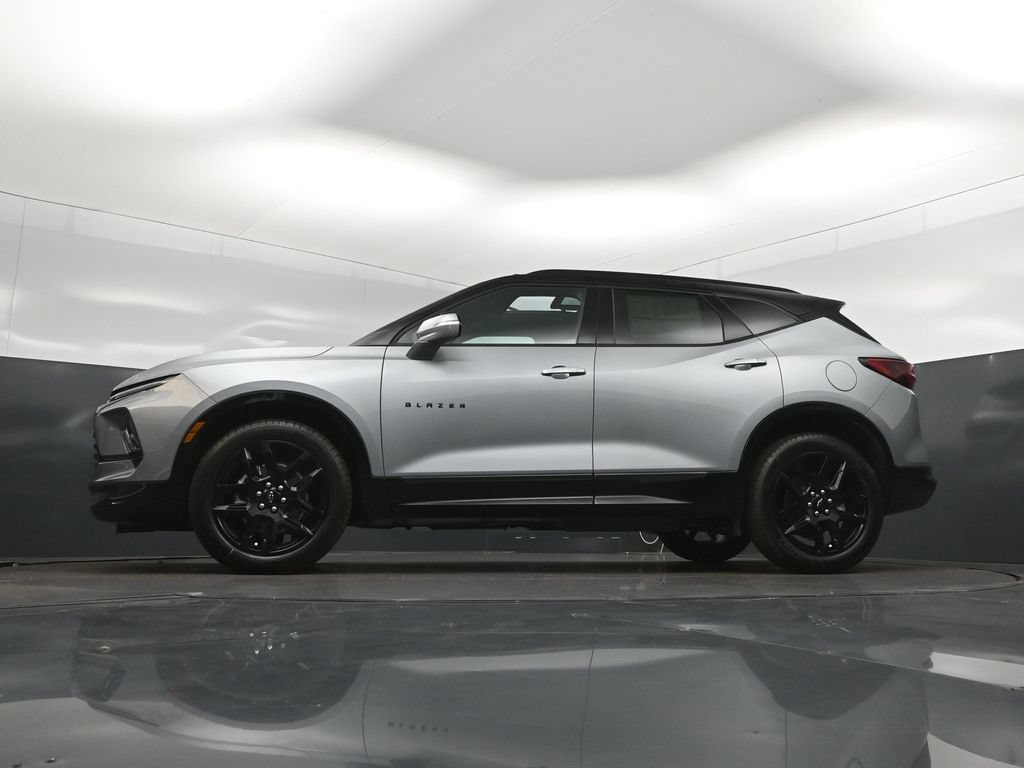 New 2026 Chevrolet Blazer RS w/ Driver Confidence II Package FWD image 39