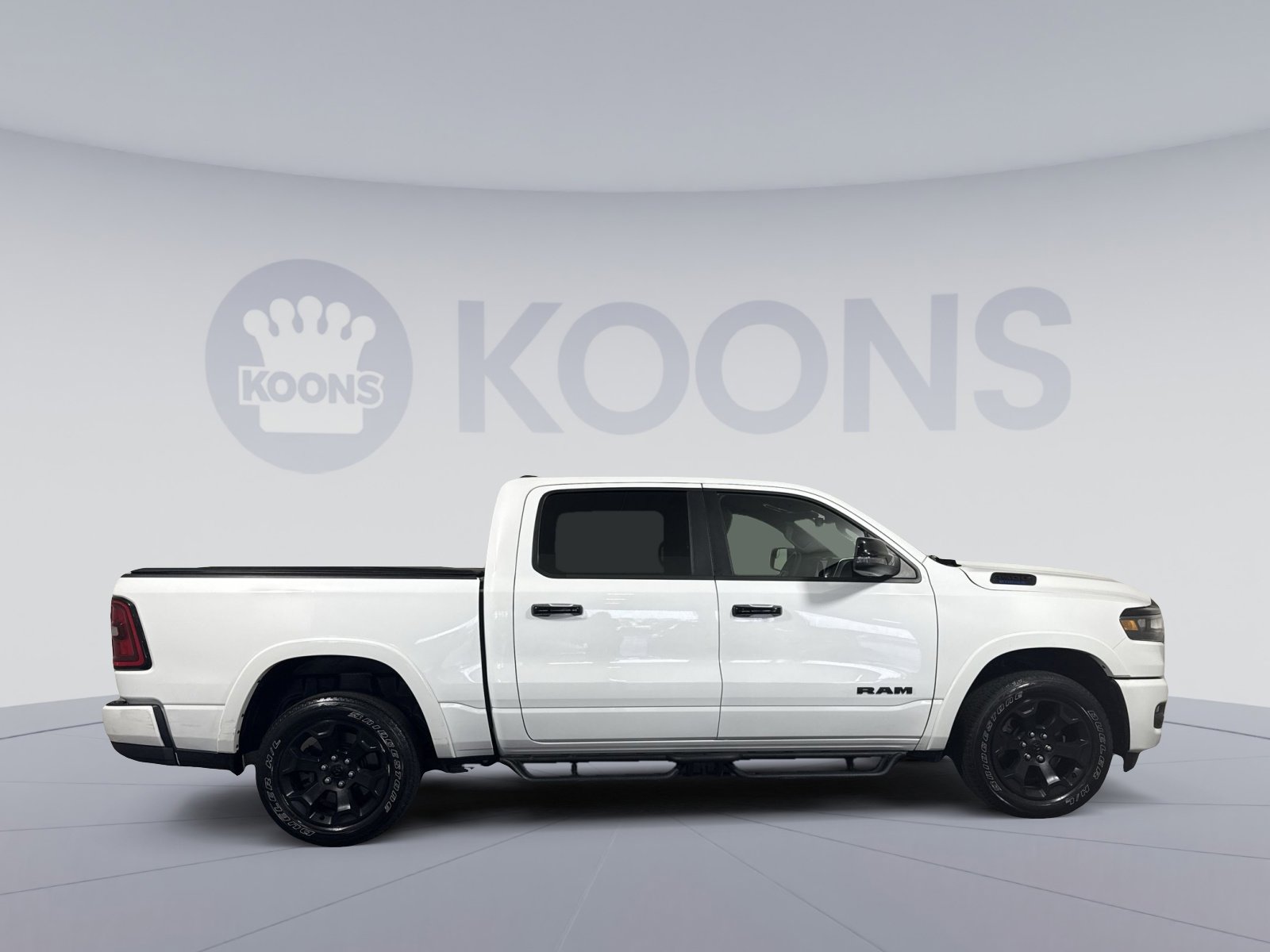 Used 2025 RAM 1500 Big Horn AWD/4WD image 8