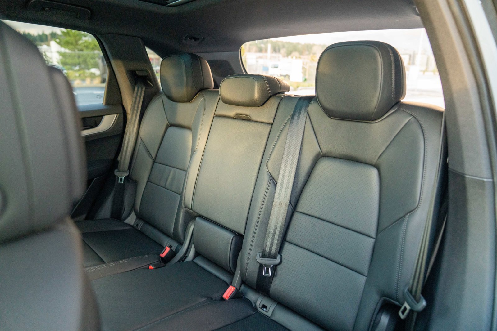 Certified 2026 Porsche Cayenne AWD/4WD image 23