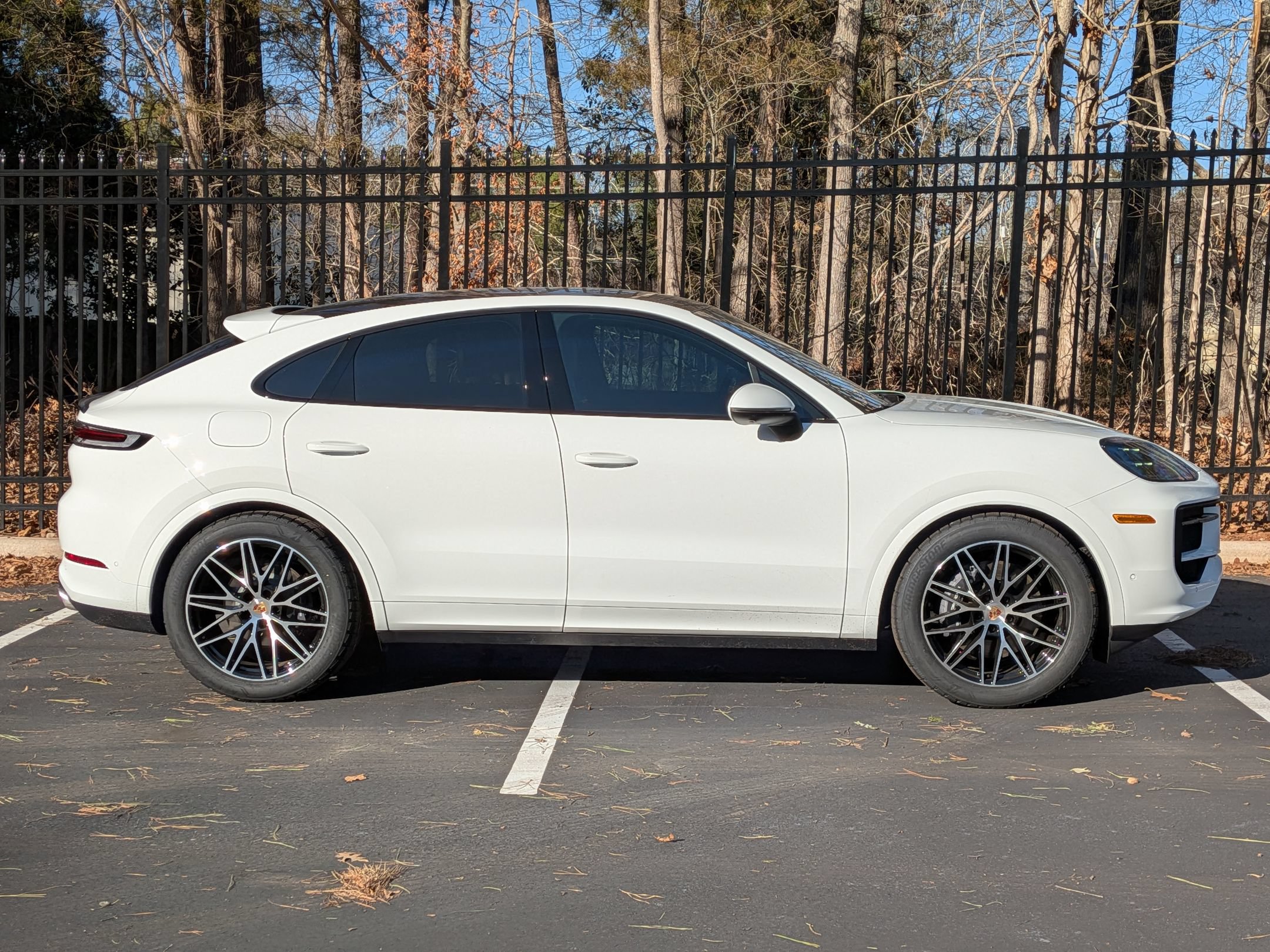 New 2026 Porsche Cayenne Coupe AWD/4WD image 33
