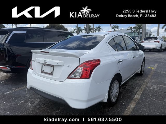 Used 2019 Nissan Versa SV FWD image 2