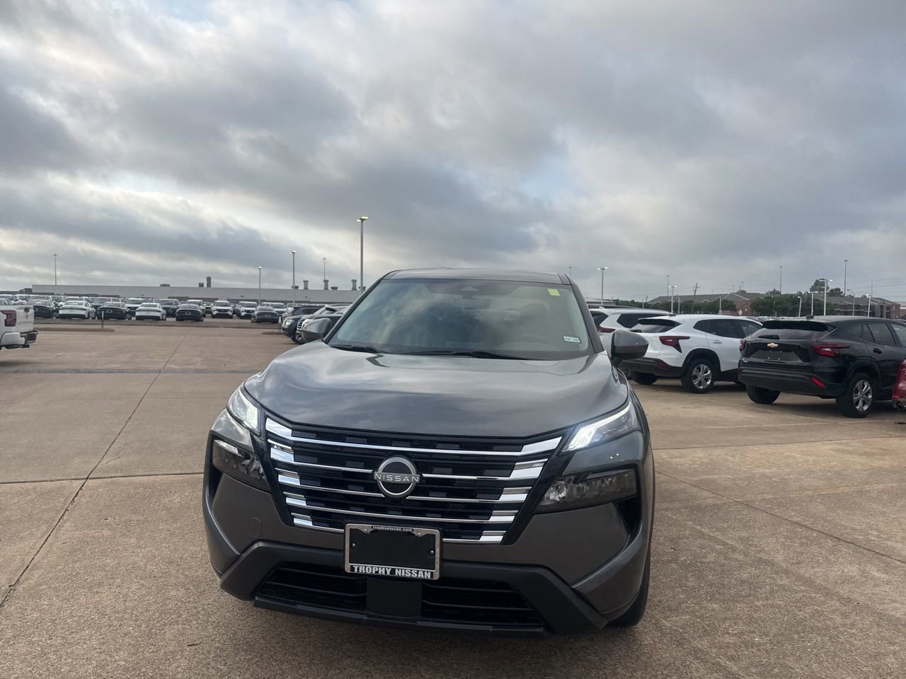 Certified 2024 Nissan Rogue SV image 5