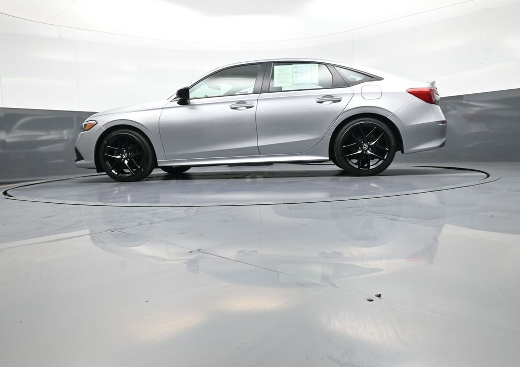 Used 2023 Honda Civic Sport image 32