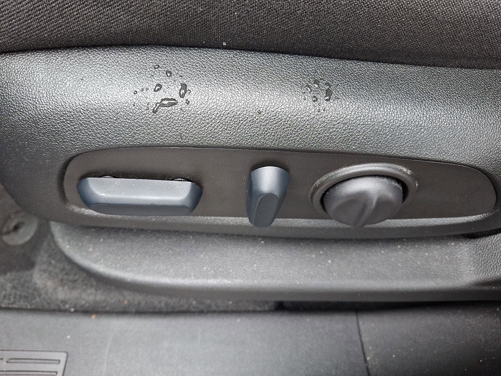 Used 2024 Chevrolet Equinox LT image 16