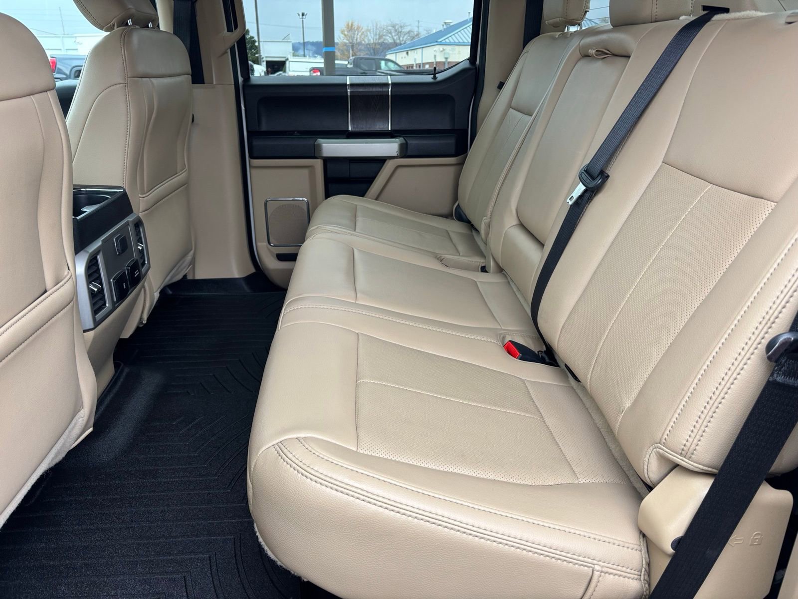 Used 2020 Ford F250 Lariat image 21