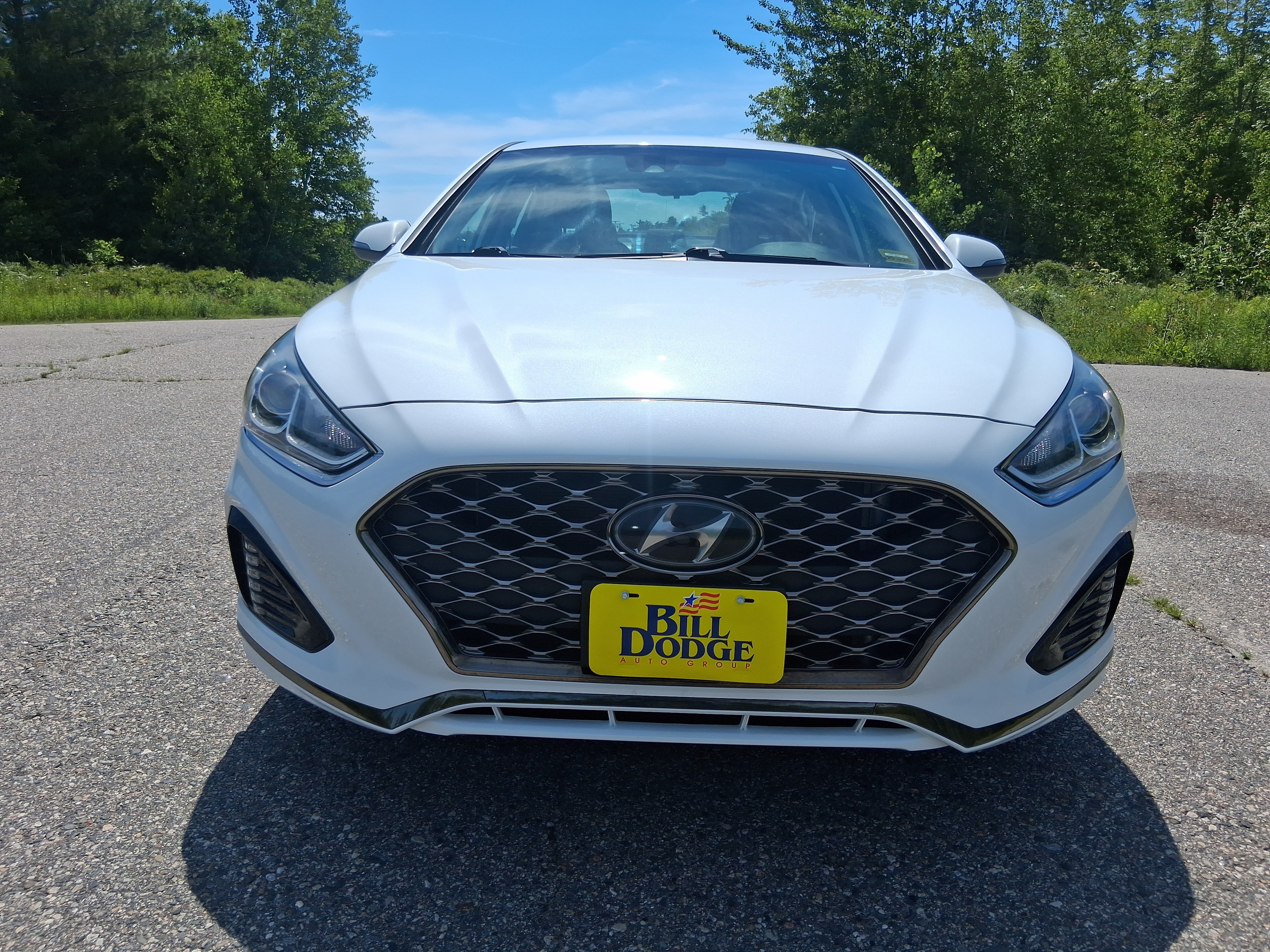 Used 2019 Hyundai Sonata SEL w/ Tech Package 02 FWD image 2