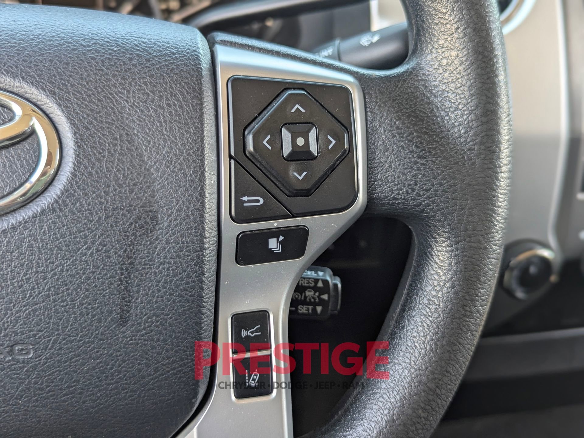 Used 2018 Toyota Tundra SR5 AWD/4WD image 19