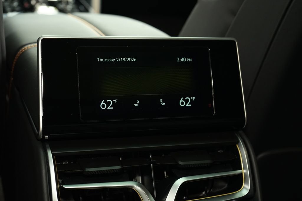 Used 2026 Bentley Flying Spur Azure image 22