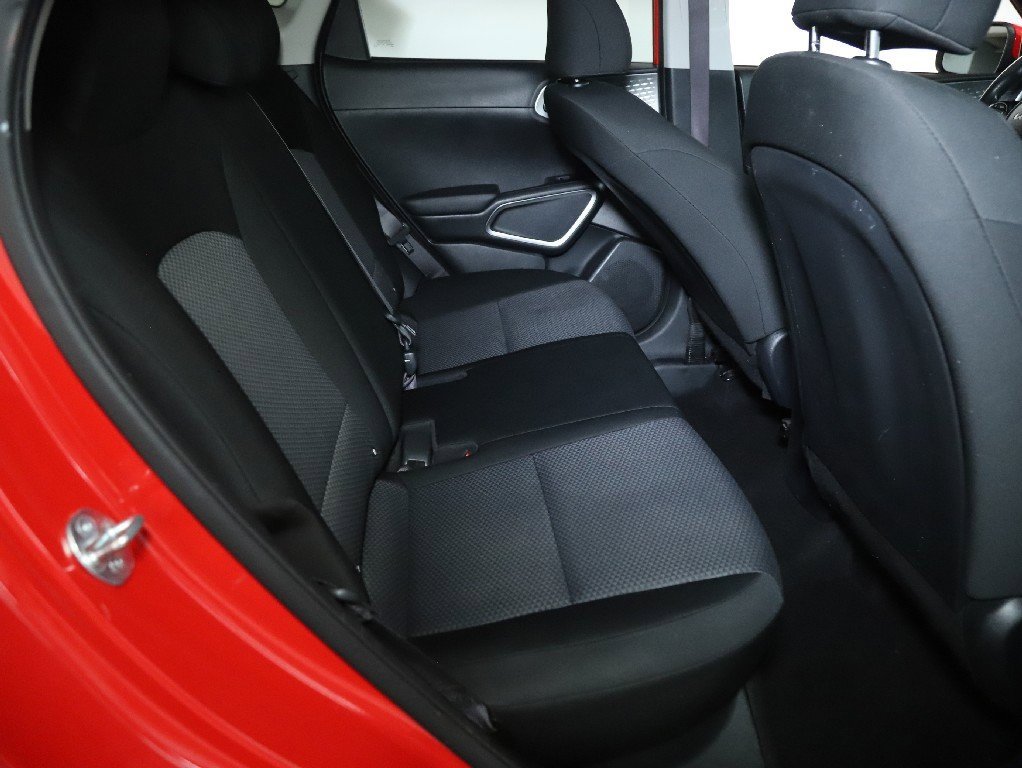 Used 2023 Kia Soul LX w/ LX Technology Package image 31