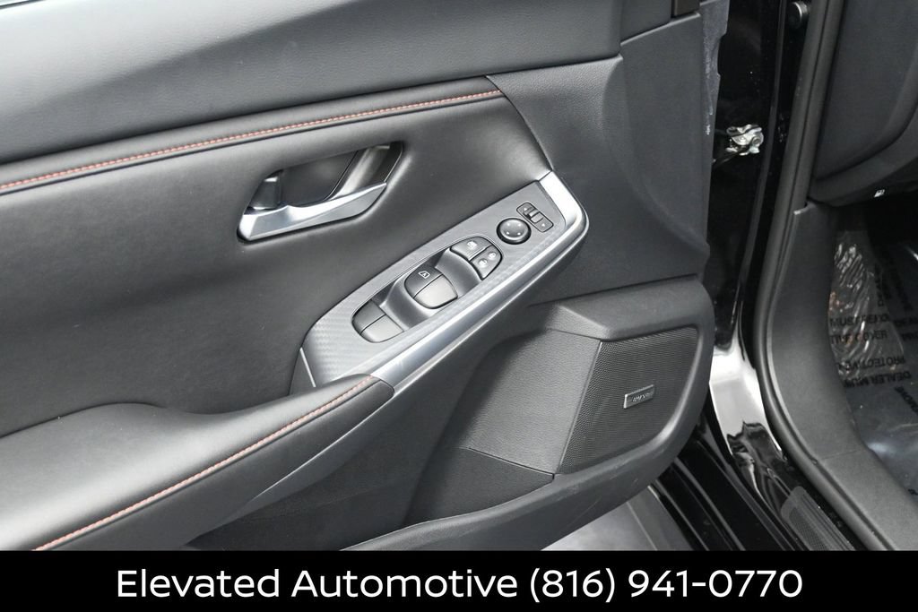 Certified 2025 Nissan Sentra SR w/ SR Premium Package FWD image 14