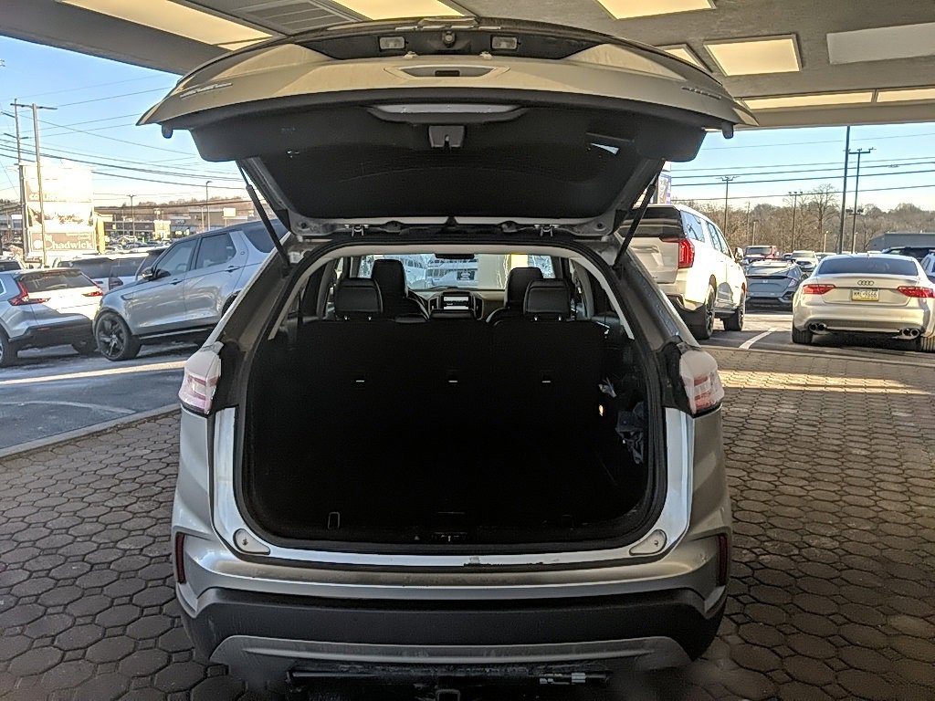 Used 2022 Ford Edge SEL image 9