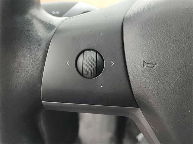 Used 2018 Tesla Model 3 Mid Range image 22