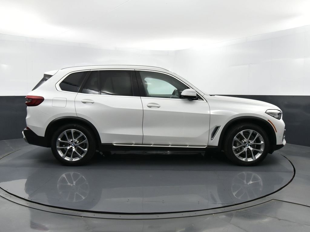 Used 2022 BMW X5 sDrive40i w/ Premium Package RWD image 32