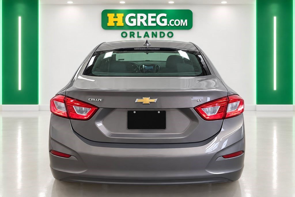 Used 2017 Chevrolet Cruze LT w/ Convenience Package FWD image 8