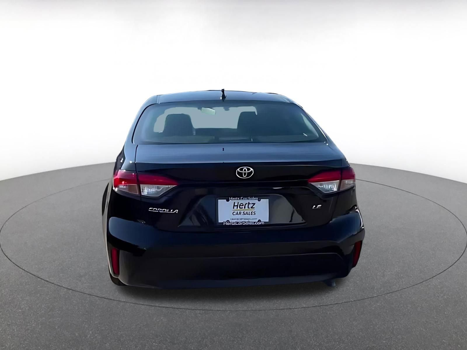 Used 2025 Toyota Corolla LE FWD image 12