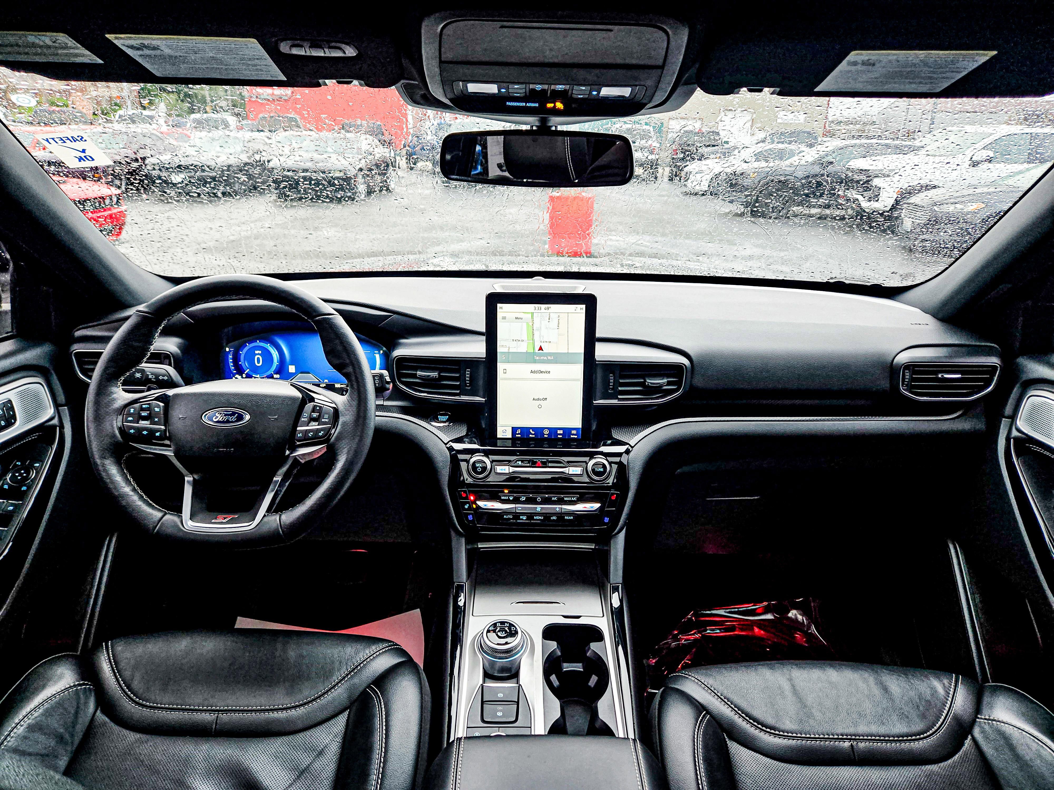 Used 2024 Ford Explorer ST w/ Equipment Group 401A image 17