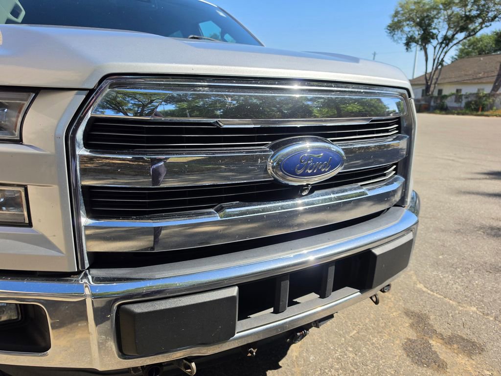 Used 2015 Ford F150 Lariat w/ Equipment Group 502A Luxury AWD/4WD image 25