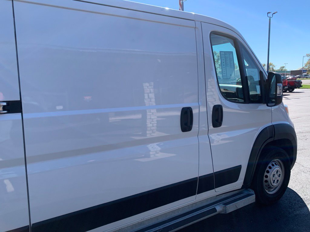 Used 2025 RAM ProMaster 2500 w/ U-Haul Equipment Group FWD image 12