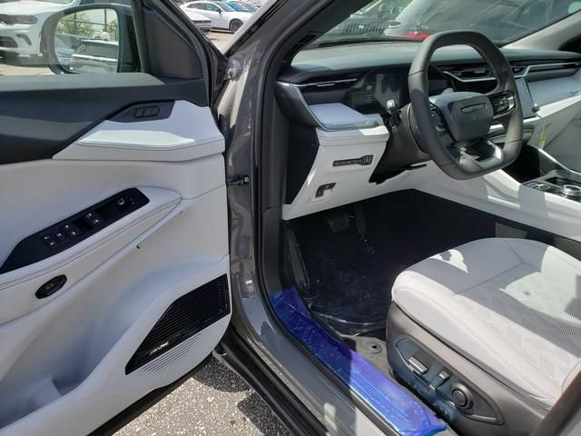 New 2026 Jeep Cherokee Overland w/ Advanced Pro Tech Group AWD/4WD image 6