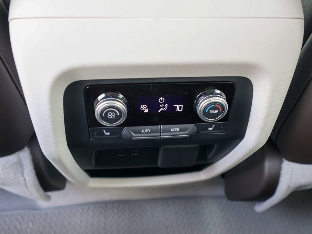New 2026 GMC Acadia Denali w/ Super Cruise Package image 13