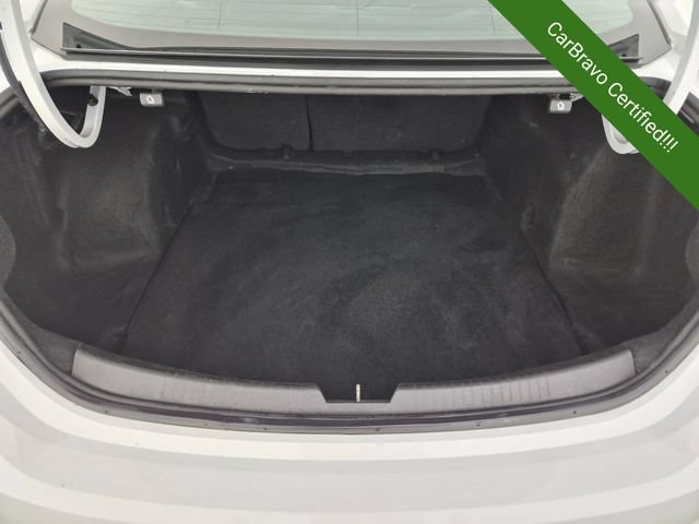 Used 2024 Chevrolet Malibu LT FWD image 29