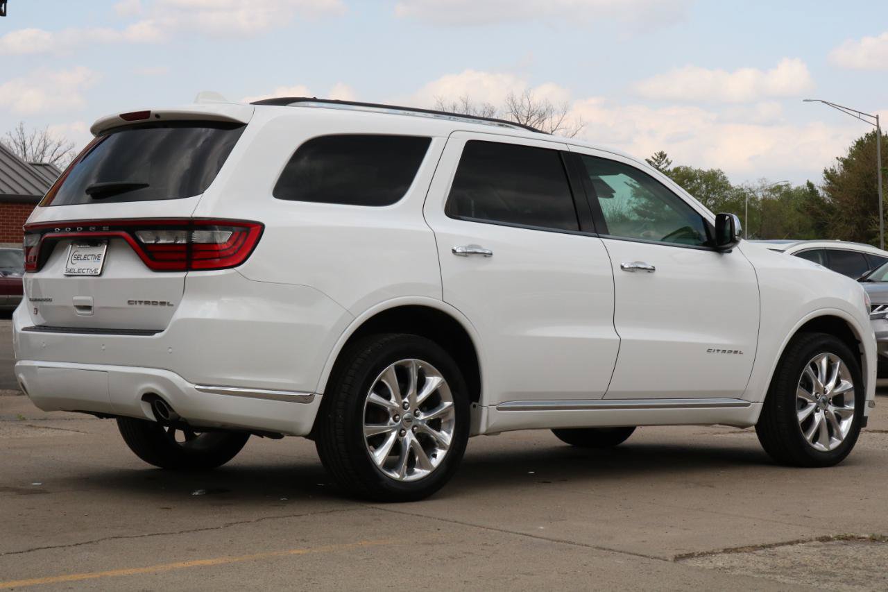 Used 2019 Dodge Durango Citadel w/ Technology Group AWD/4WD image 11