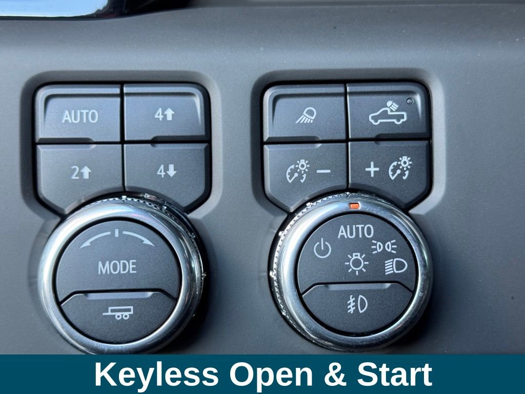 Used 2025 GMC Sierra 2500 AT4X image 19