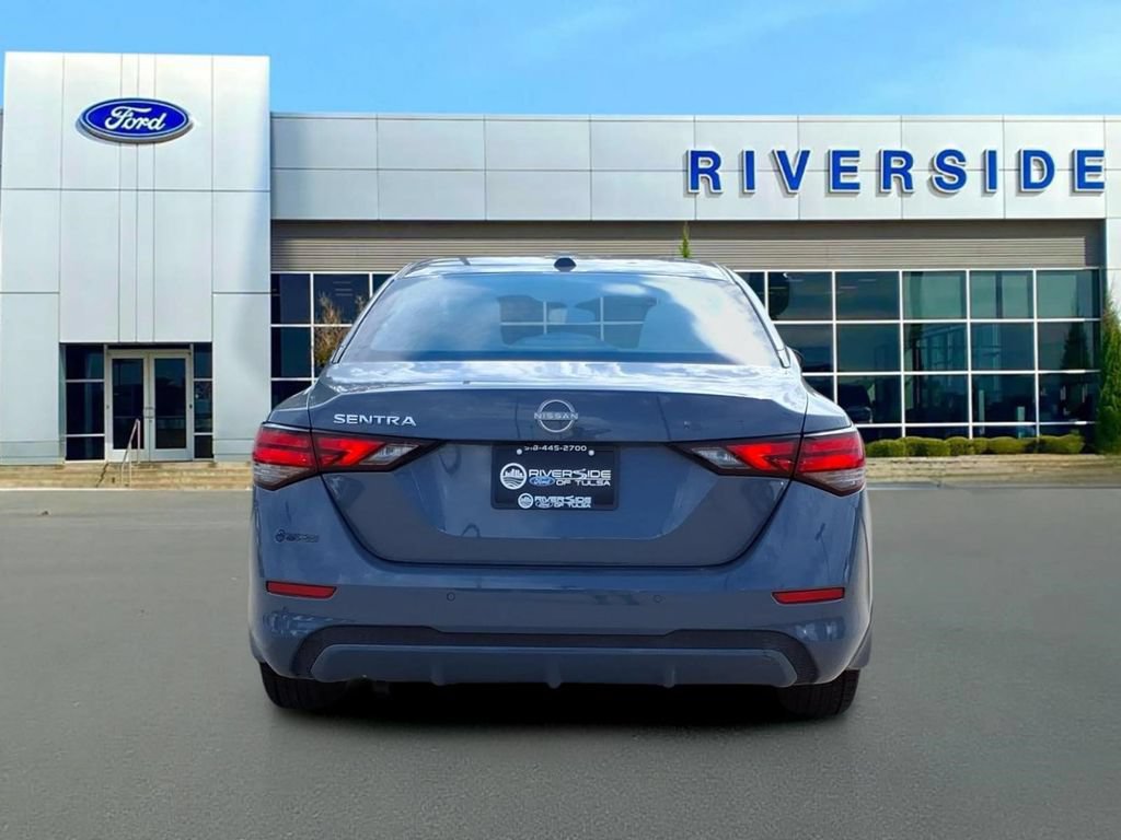 Used 2025 Nissan Sentra SV FWD image 6