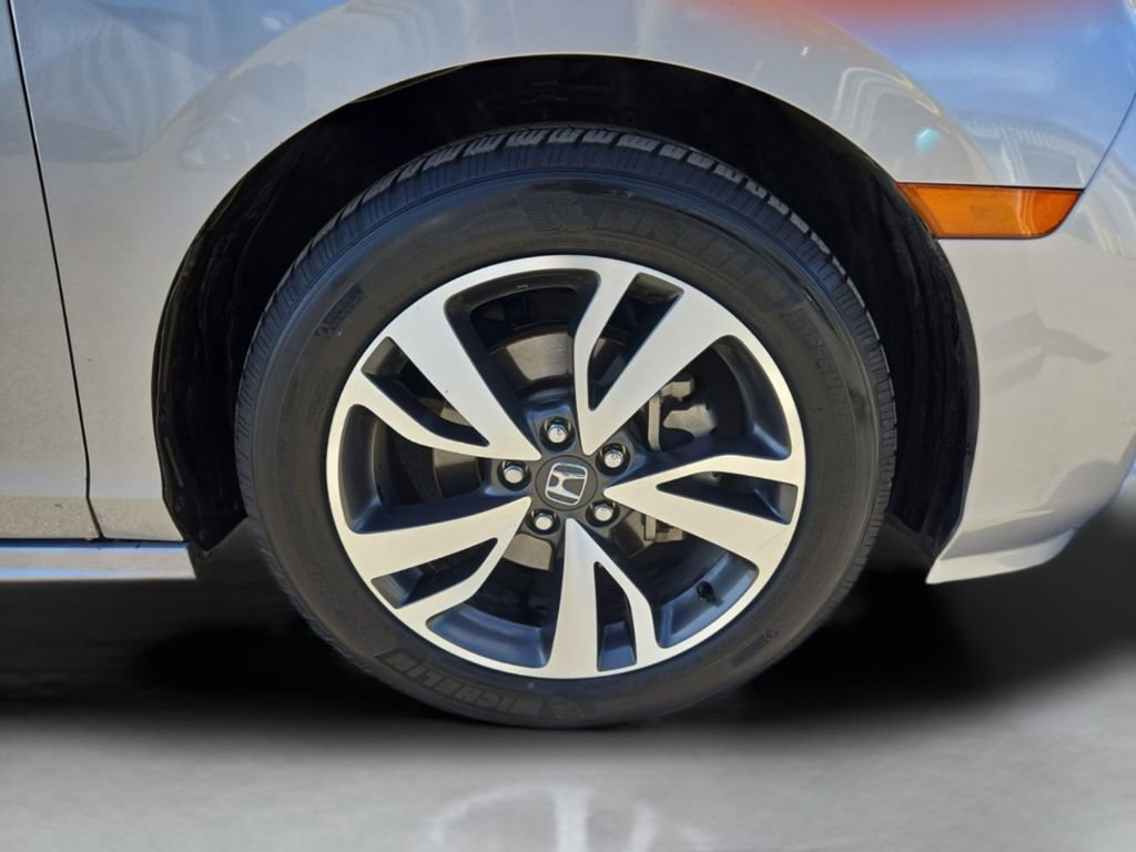 Used 2021 Honda Odyssey Touring image 10