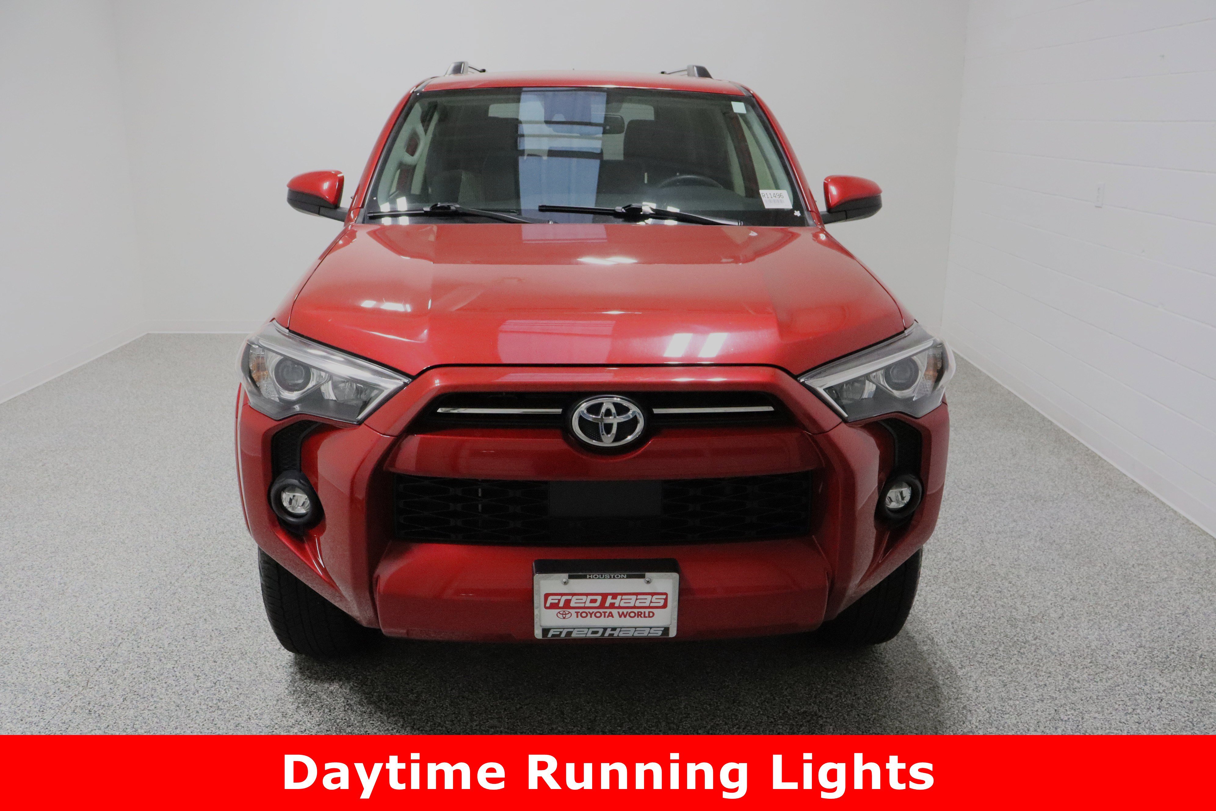Used 2024 Toyota 4Runner SR5 image 3