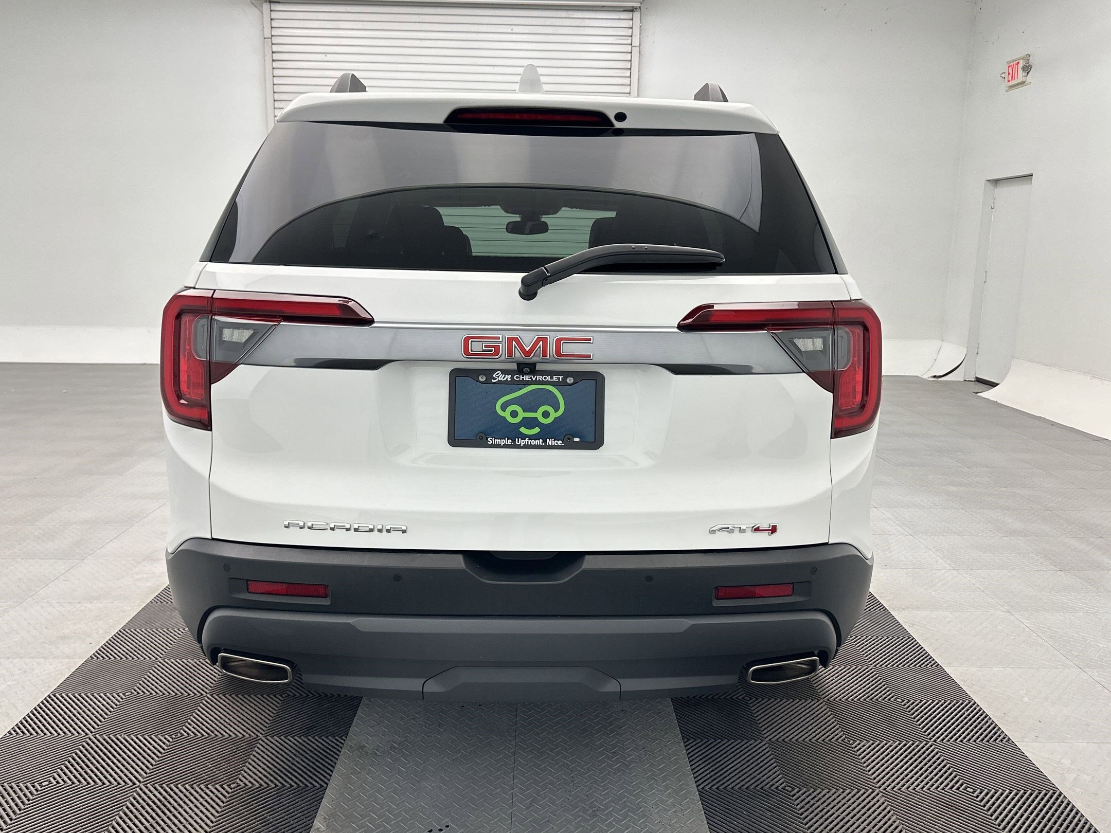 Certified 2023 GMC Acadia AT4 w/ Technology Package AWD/4WD image 10