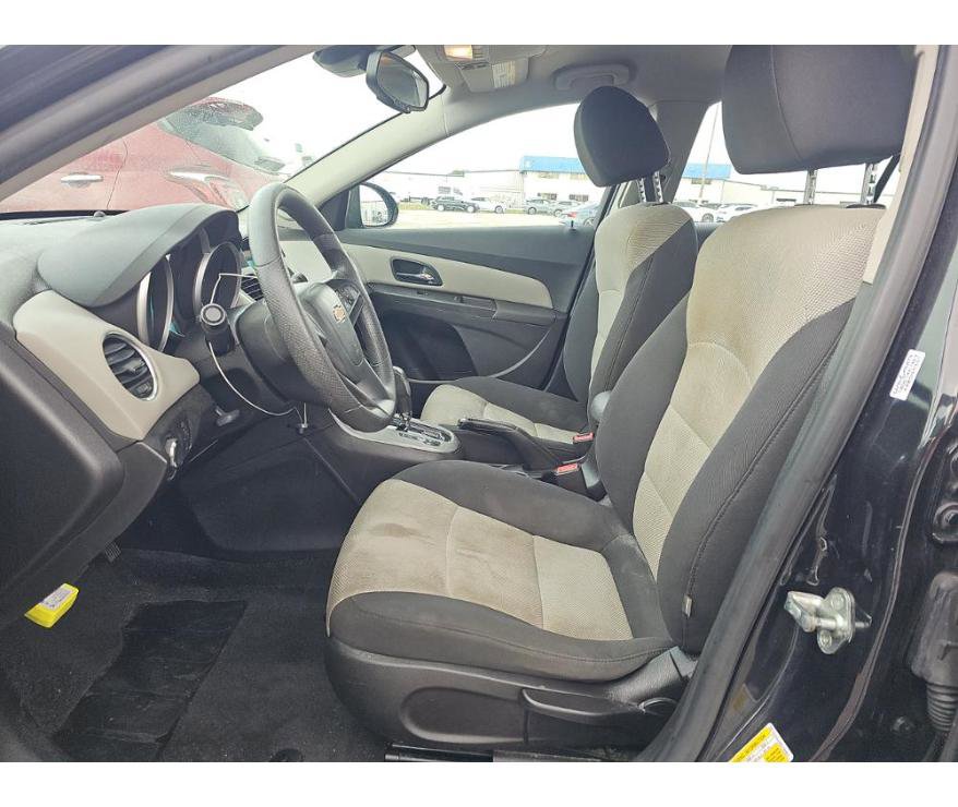 Used 2016 Chevrolet Cruze LS FWD image 10