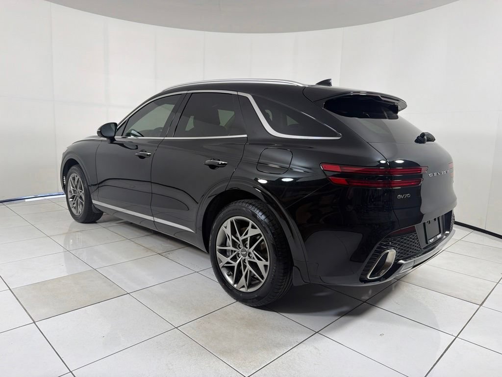 Used 2024 Genesis GV70 2.5T w/ Advanced Package AWD/4WD image 7