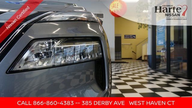 Used 2023 Nissan Rogue SV image 69