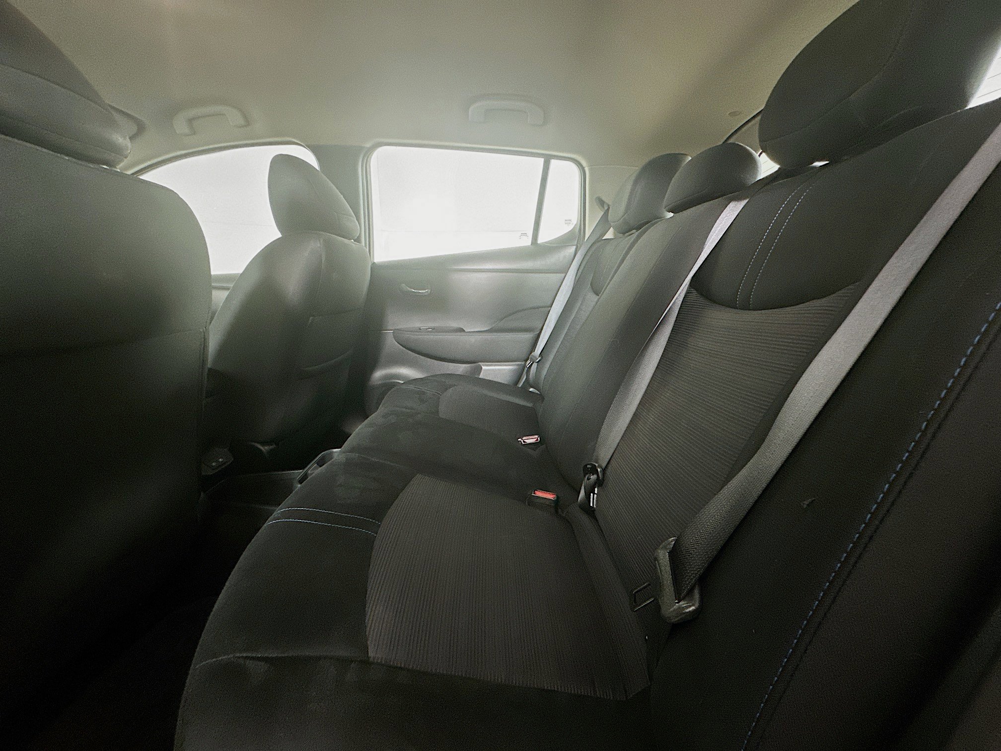 Used 2023 Nissan Leaf S image 26