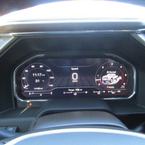 Used 2025 GMC Sierra 3500 Denali w/ Denali Reserve Package image 13