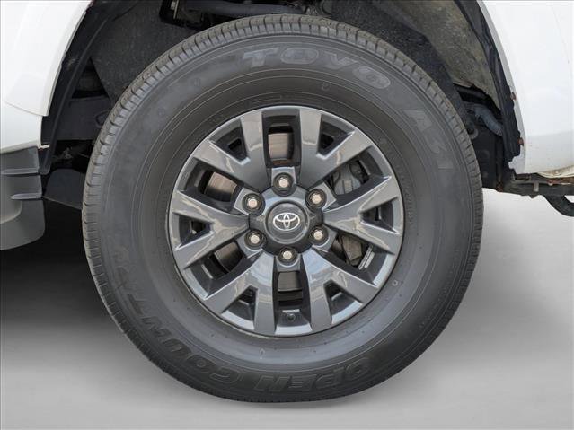 Used 2023 Toyota Tacoma SR5 AWD/4WD image 27