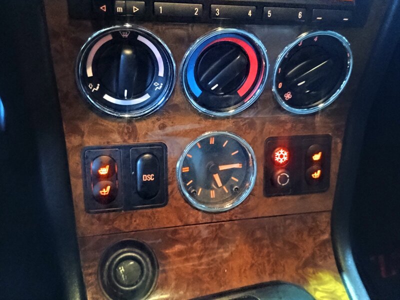 Used 2001 BMW Z3 3.0i RWD image 41