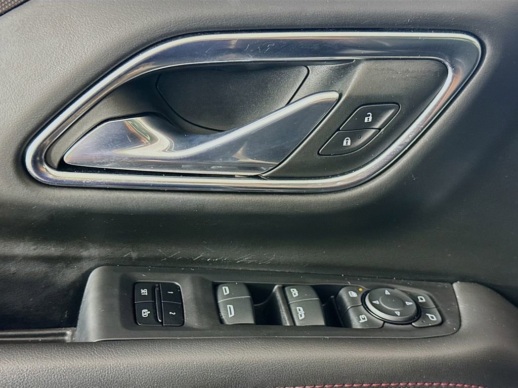 Used 2023 Chevrolet Suburban RST w/ Luxury Package image 20