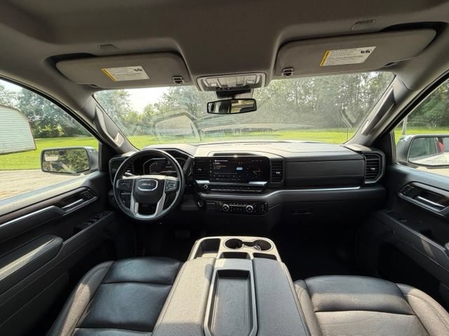 Used 2025 GMC Sierra 1500 SLT RWD image 32