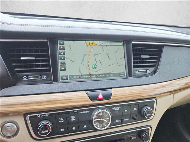Used 2018 Kia Cadenza Premium w/ Luxury Package FWD image 19