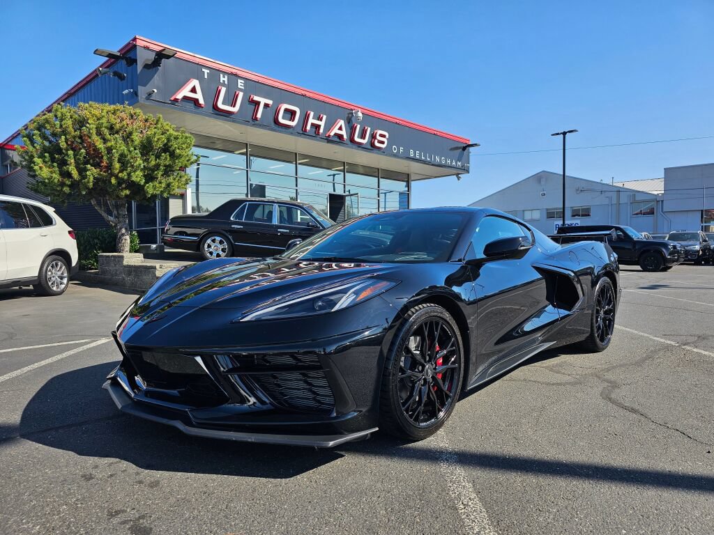 Used 2026 Chevrolet Corvette Stingray Coupe w/ 1LT RWD image 1