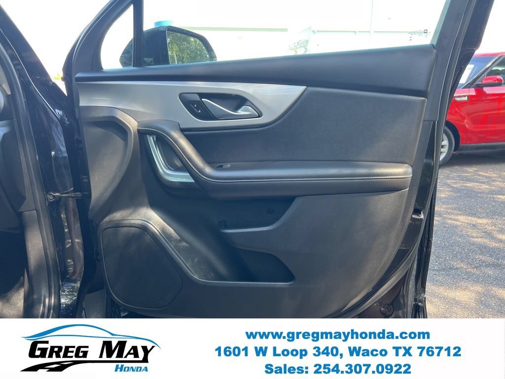 Used 2023 Chevrolet Blazer LT FWD image 11