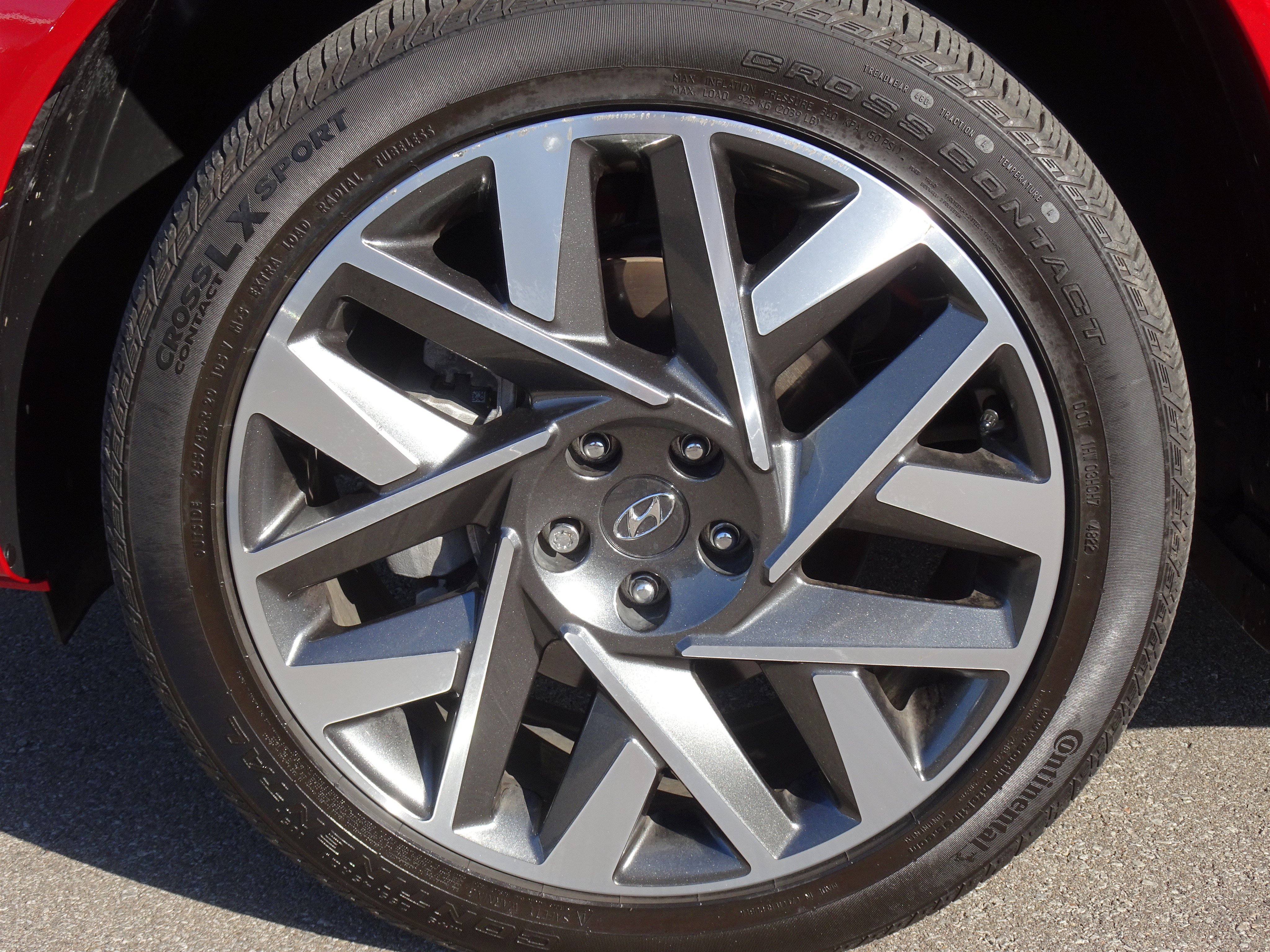 Used 2023 Hyundai Santa Fe Calligraphy AWD/4WD image 32