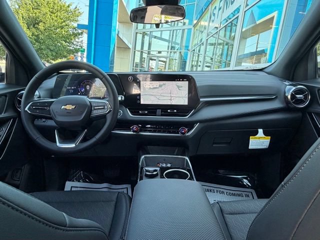 New 2027 Chevrolet Equinox LT w/ Convenience Package II AWD/4WD image 3