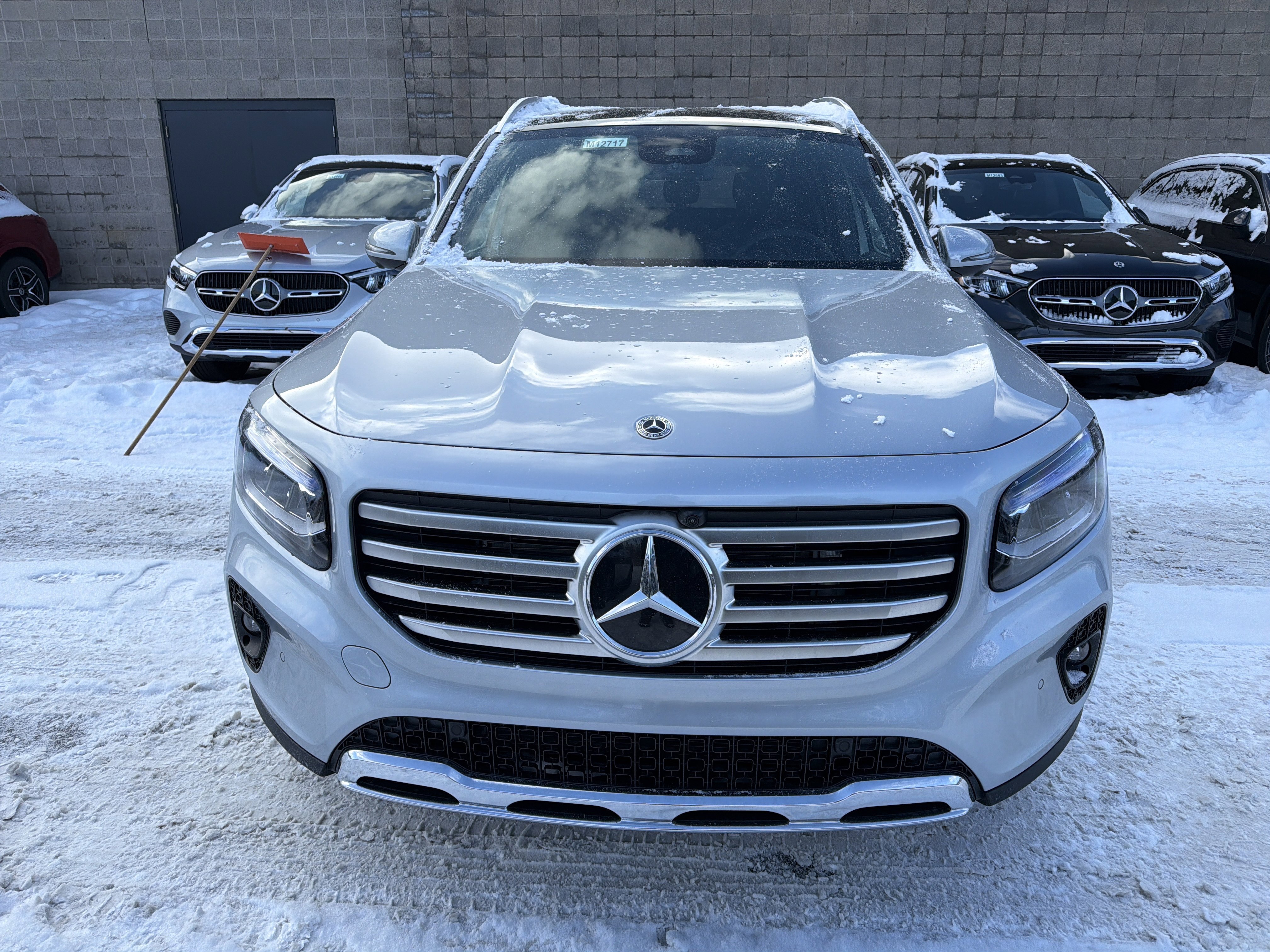 New 2026 Mercedes-Benz GLB 250 4MATIC image 3