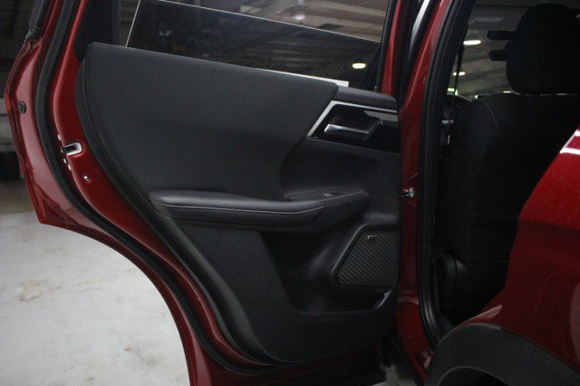 New 2026 Mitsubishi Outlander ES FWD image 23