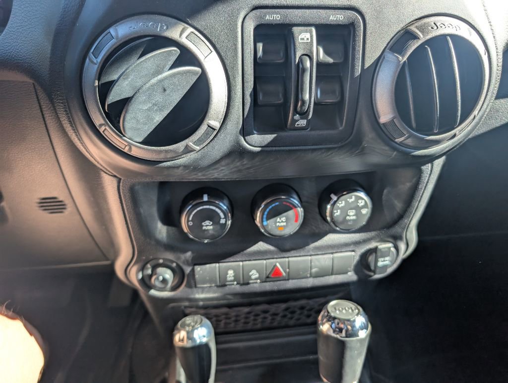 Used 2017 Jeep Wrangler Unlimited Sport w/ Quick Order Package 24S image 12